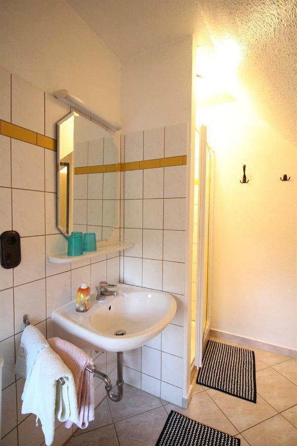 Gaestehaus Andresen-Warft Tating Exterior foto